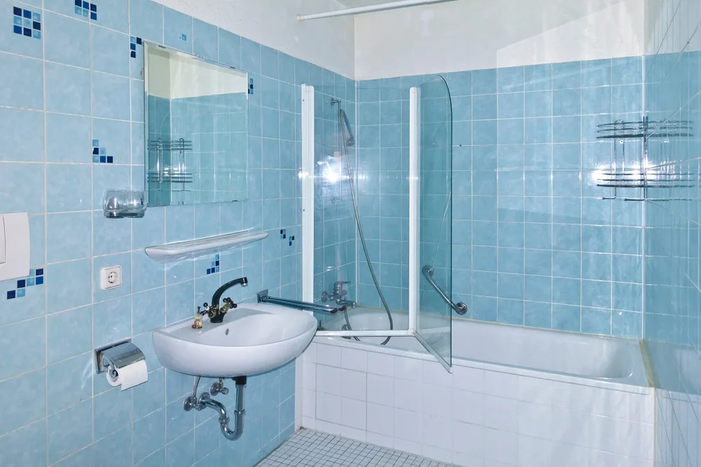 Outdated bathroom