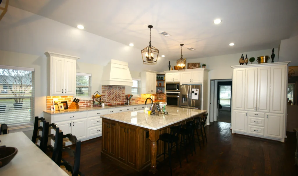 Elegant and modern kitchen remodeling