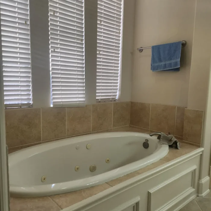 Bath Allen 18 Bath Allen 18